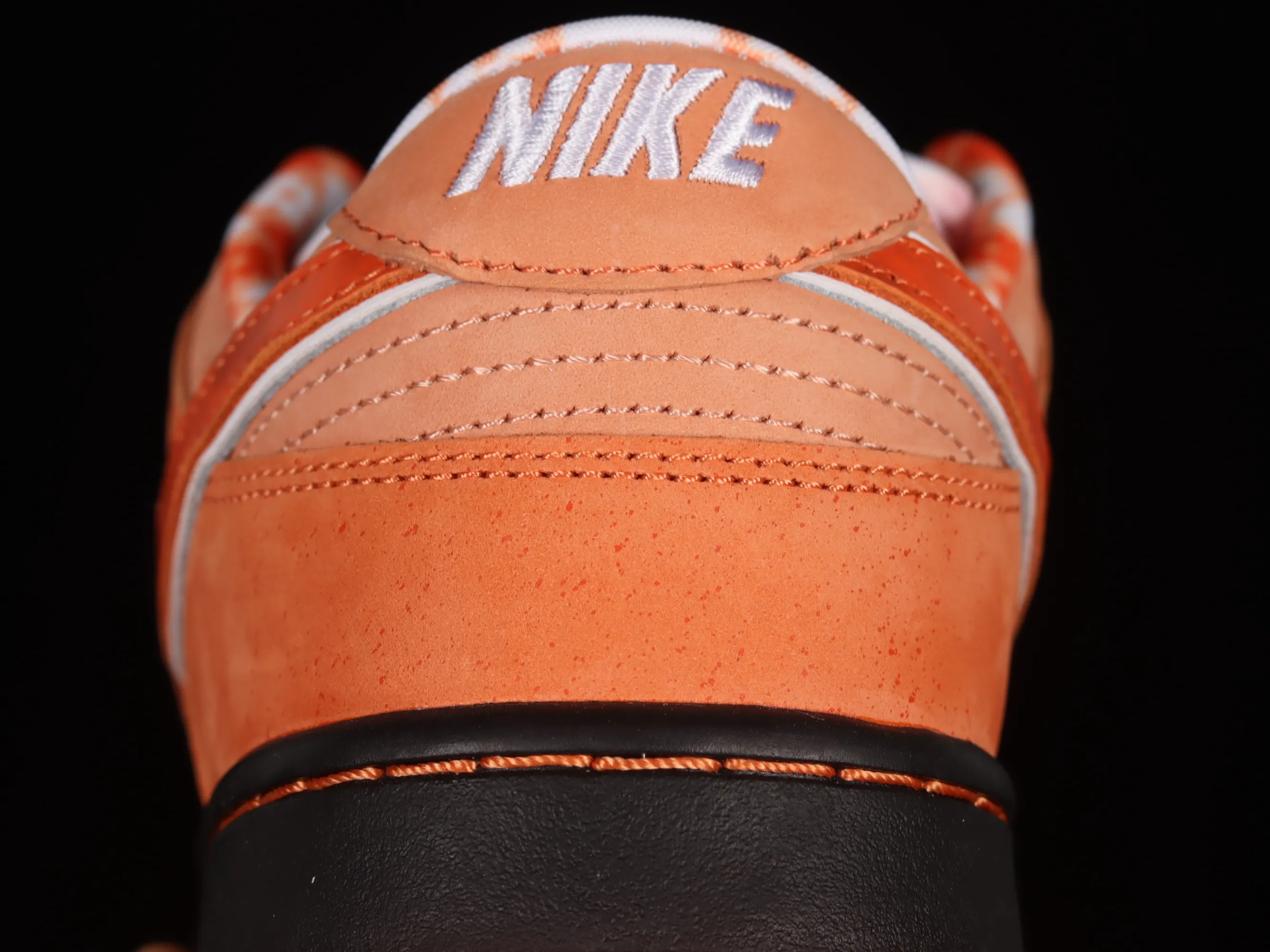 All Categories Nk SB Dunk Series Nk SB Dunk Low Low-top sneakers Pure original version Concepts x Nk SB Dunk Low "Orange Lobster" Orange Lobster SB low-top sports and leisure sneakers FD8776-800